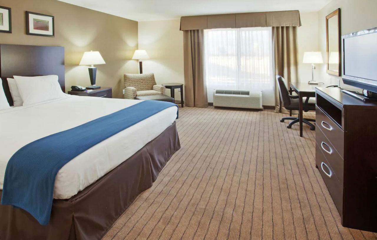 Holiday Inn Express & Suites Merced - Yosemite Natl Pk Area By Ihg Exterior photo