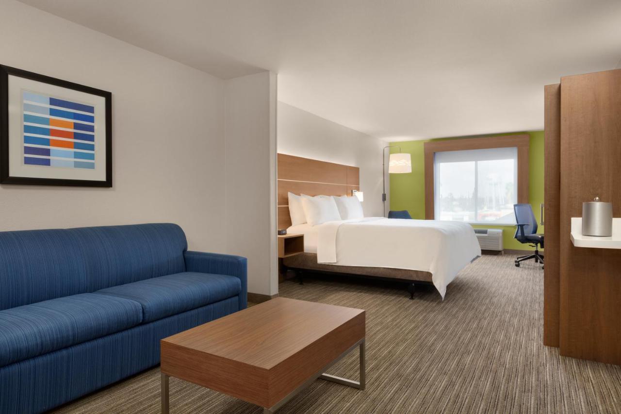 Holiday Inn Express & Suites Merced - Yosemite Natl Pk Area By Ihg Exterior photo