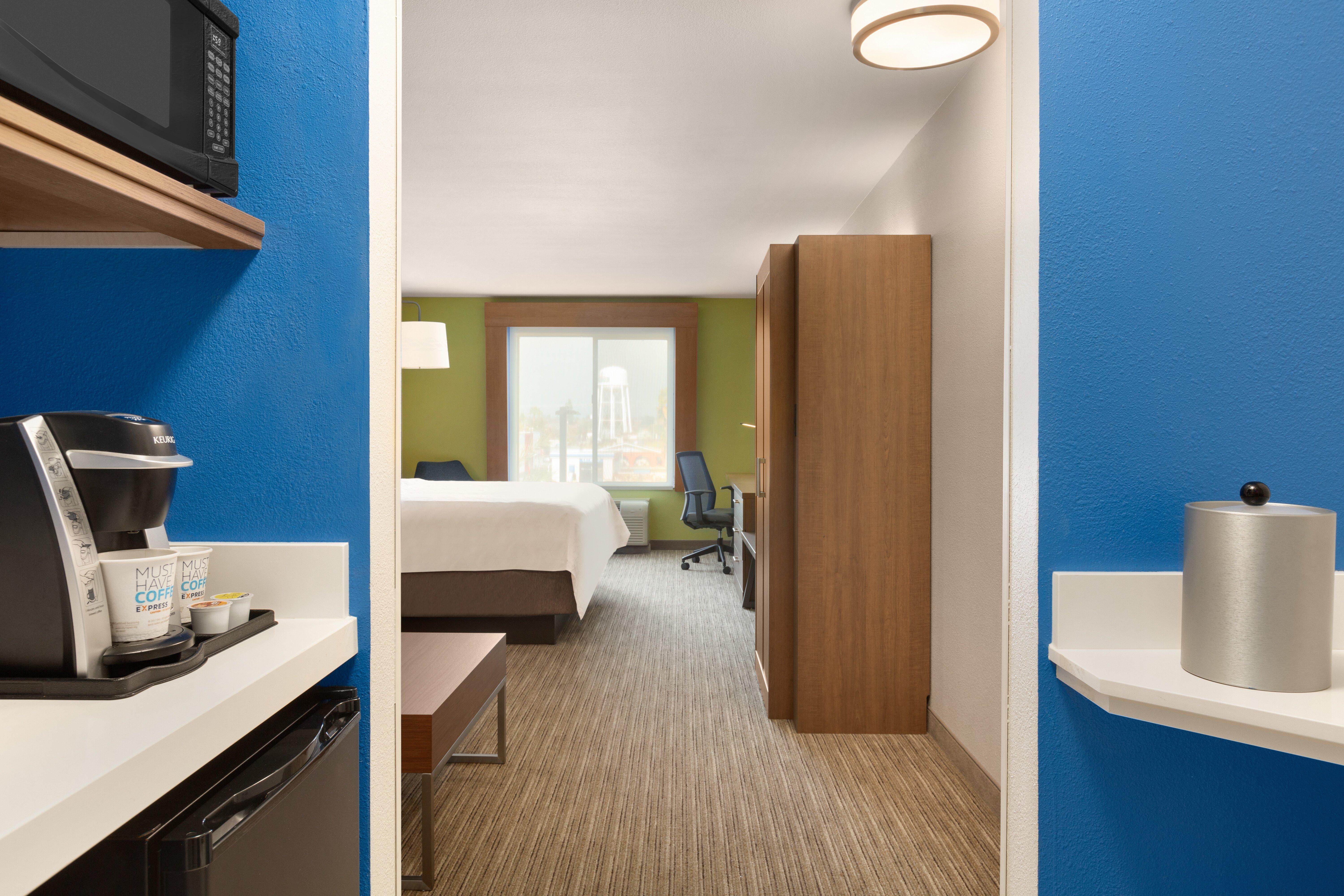 Holiday Inn Express & Suites Merced - Yosemite Natl Pk Area By Ihg Exterior photo