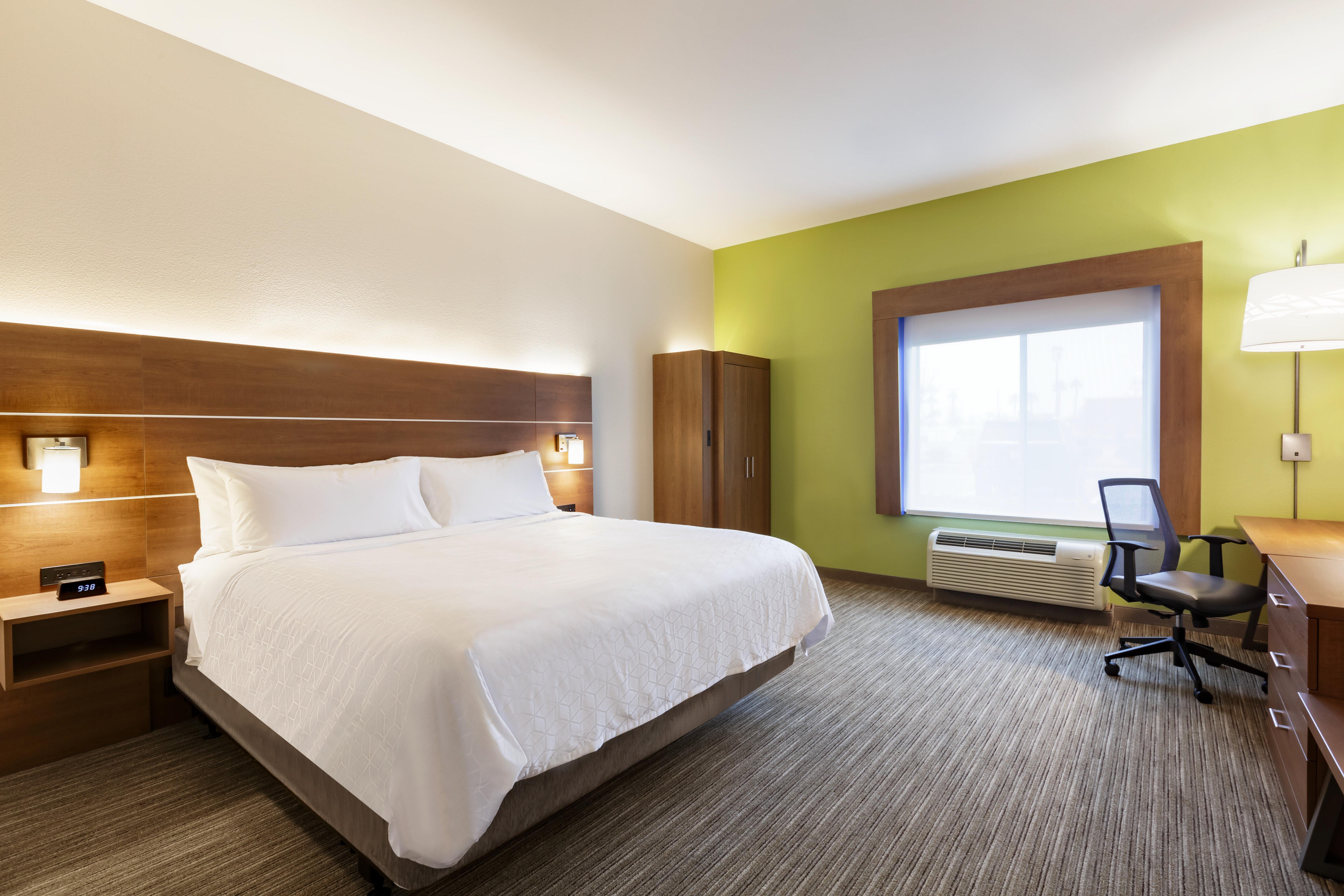 Holiday Inn Express & Suites Merced - Yosemite Natl Pk Area By Ihg Exterior photo
